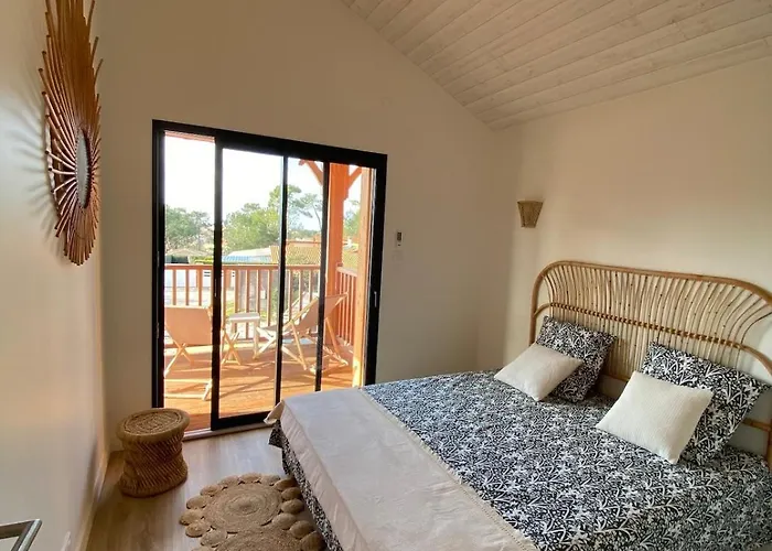 Comfortable With بيت للعطل لاكانو