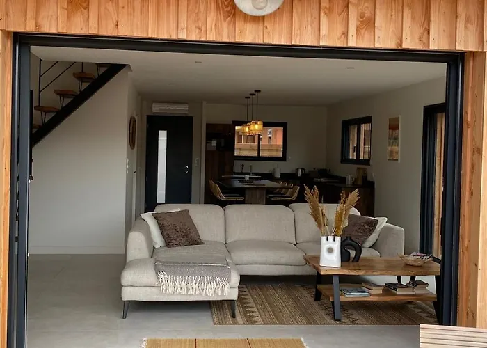 Comfortable With * Lacanau